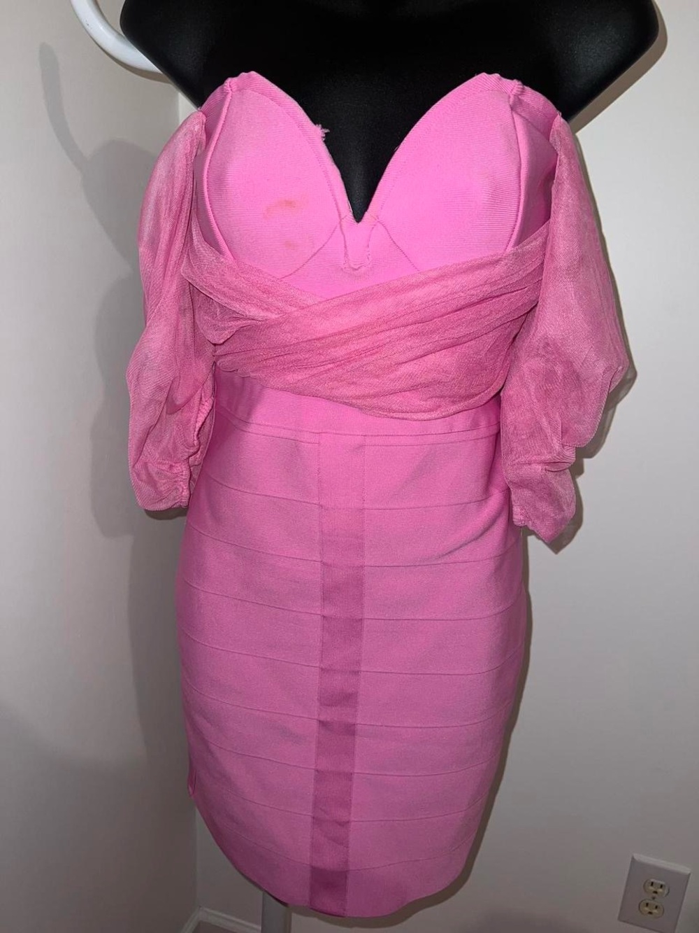 Missguided Pink Sweetheart Off-Shoulder Mini Dress